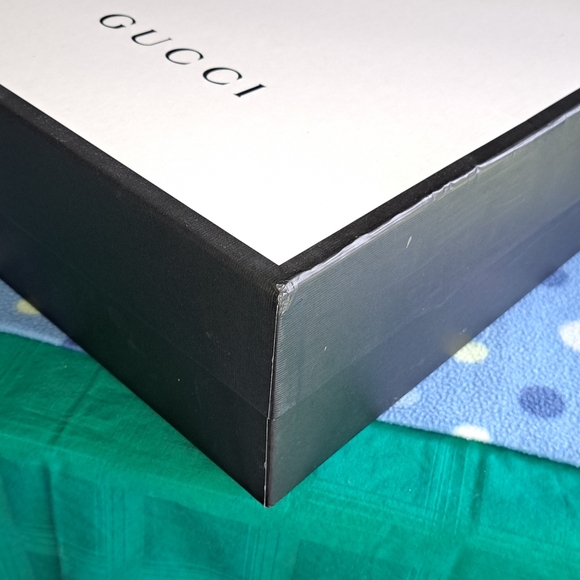 Extra Large Gucci Box and Dust Bags (Boots) - Picture 5 of 15